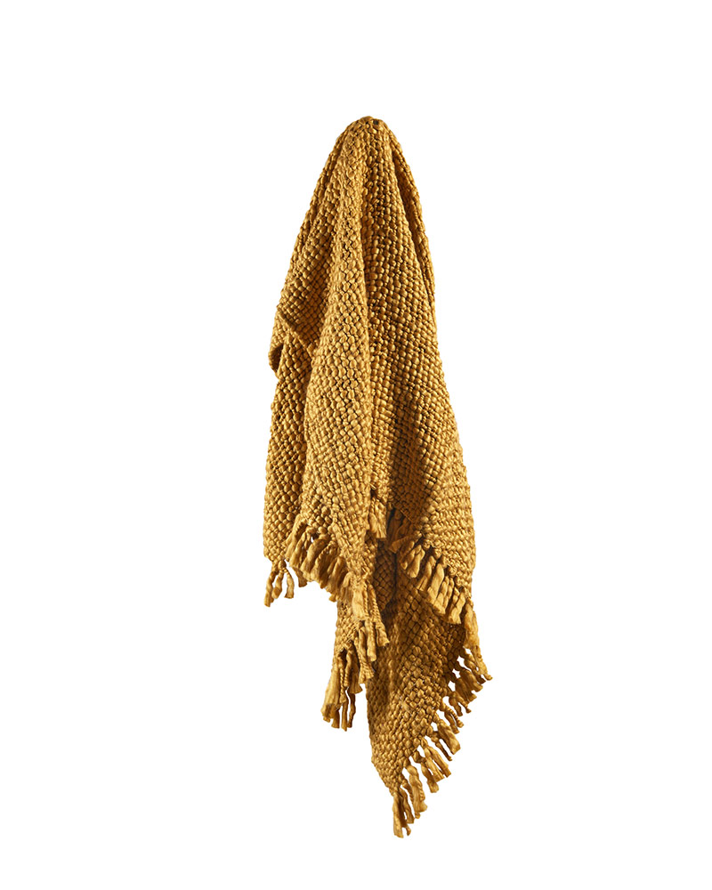 1020_Casa_Temple-Webster-Mustard-Freya-Chunky-Hand-Woven-Throw-89-1