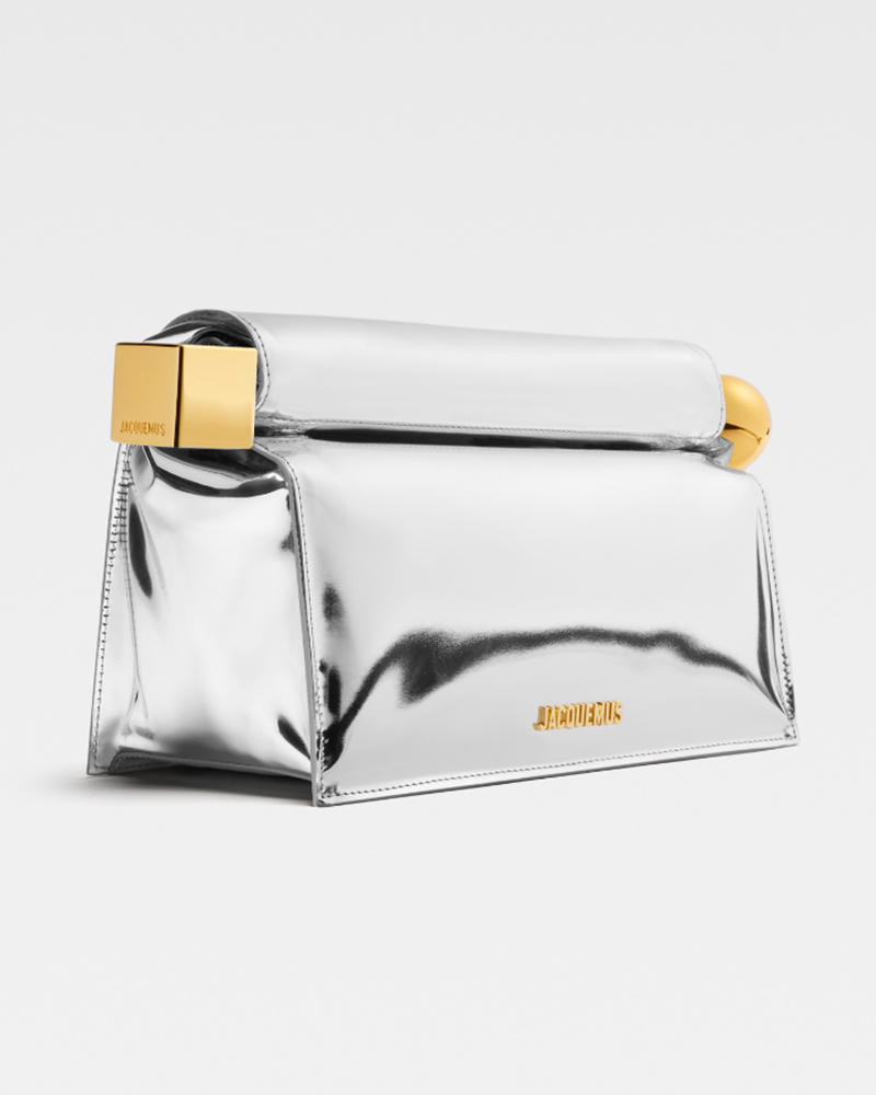 07_Jacquemus-La-Pochette-Take-Out-Clutch-opt